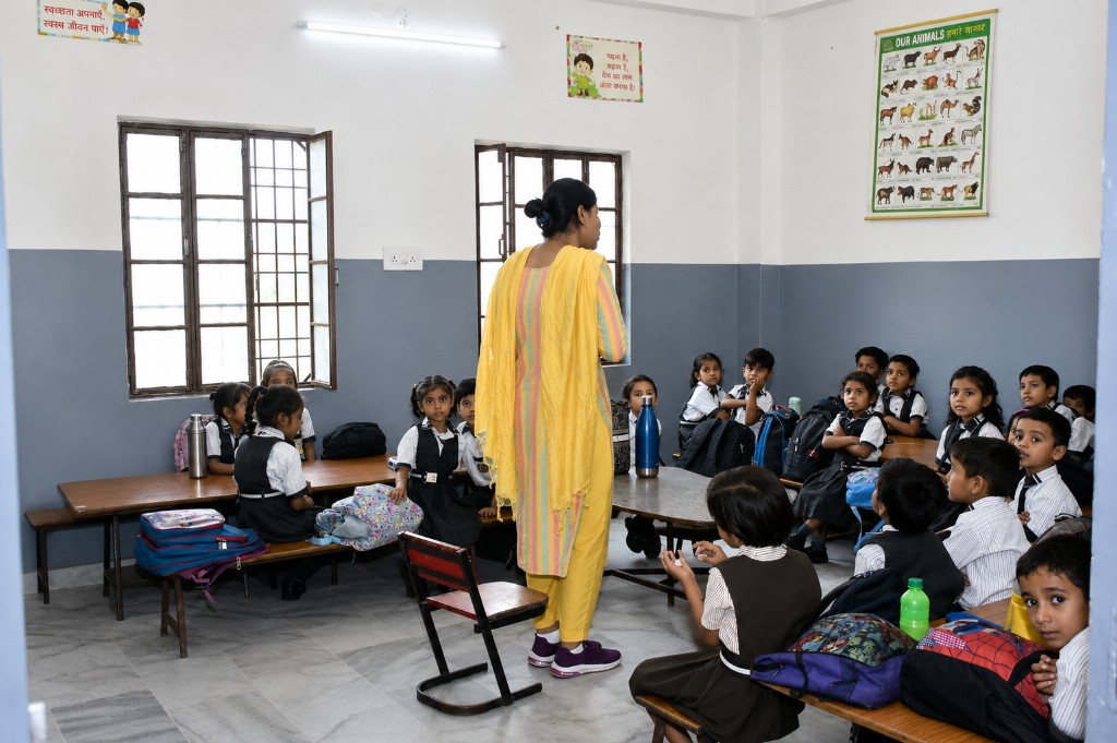 Interactive primary sessions