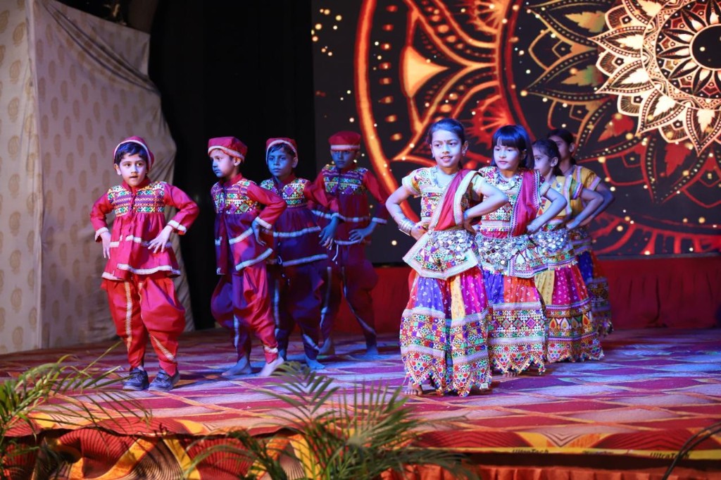 High-energy kids performance